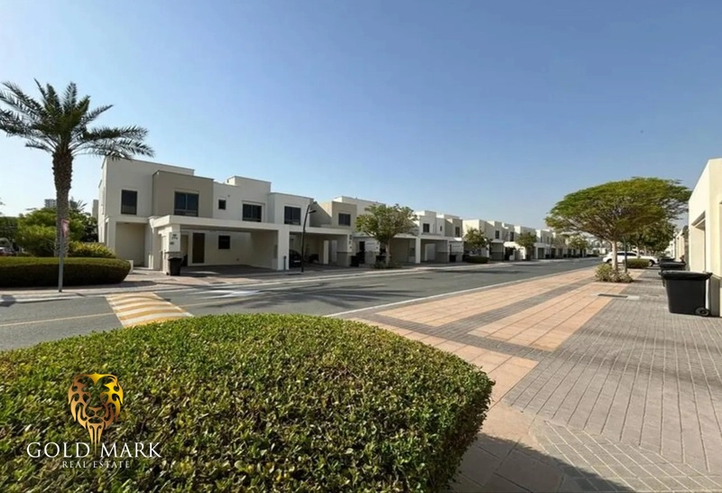 Noor Townhouses